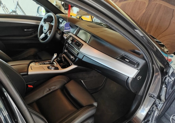 BMW Seria 5 cena 74500 przebieg: 222000, rok produkcji 2015 z Zabrze małe 254